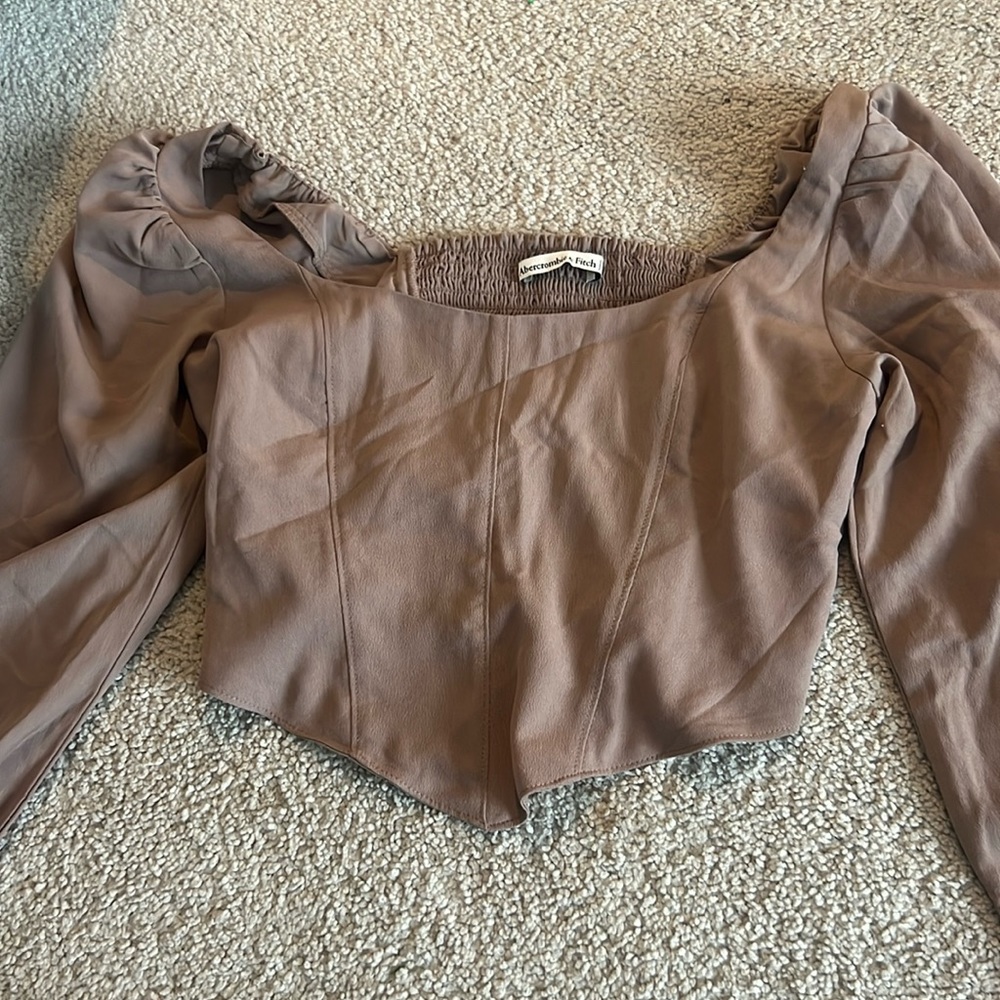 abercrombie and fitch size small never worn great condition